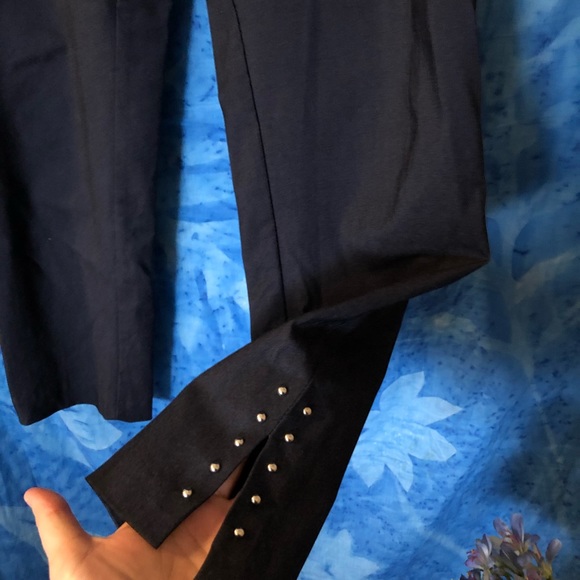 Roz&Ali, Cropped Pants - Picture 2 of 7